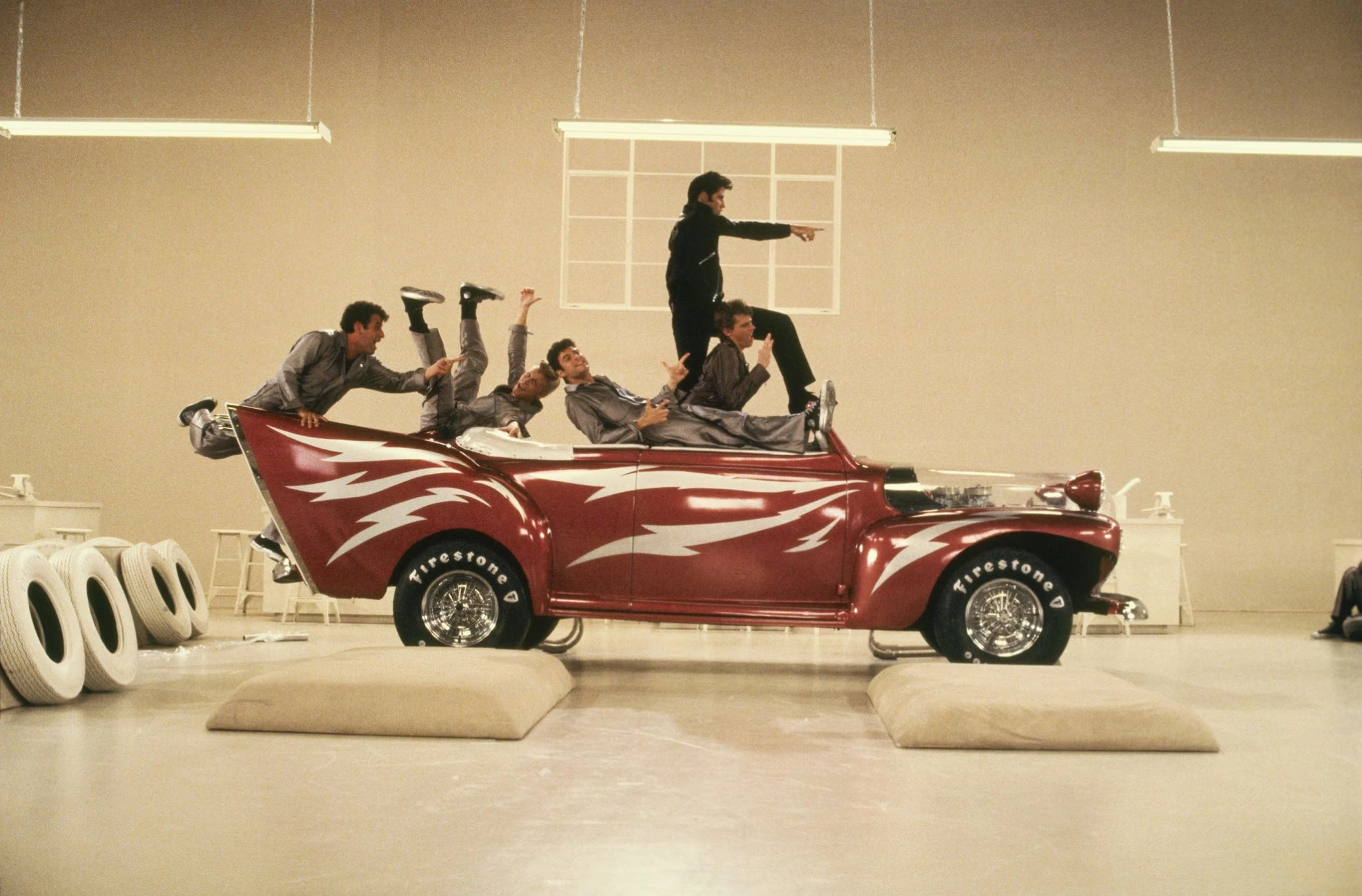 Grease-Ford-Thunderbird