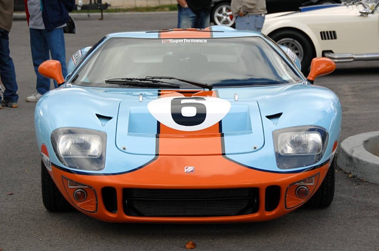 ford-superformance-gt40-3