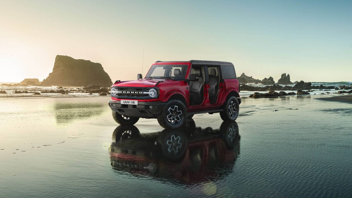Ford-bronco-eu-15_U725_Bronco_Ext_Front_34_HPRed_Static_1-16×9-2160×1215.jpg.renditions.original-1200×675 novità di guida di ford bronco