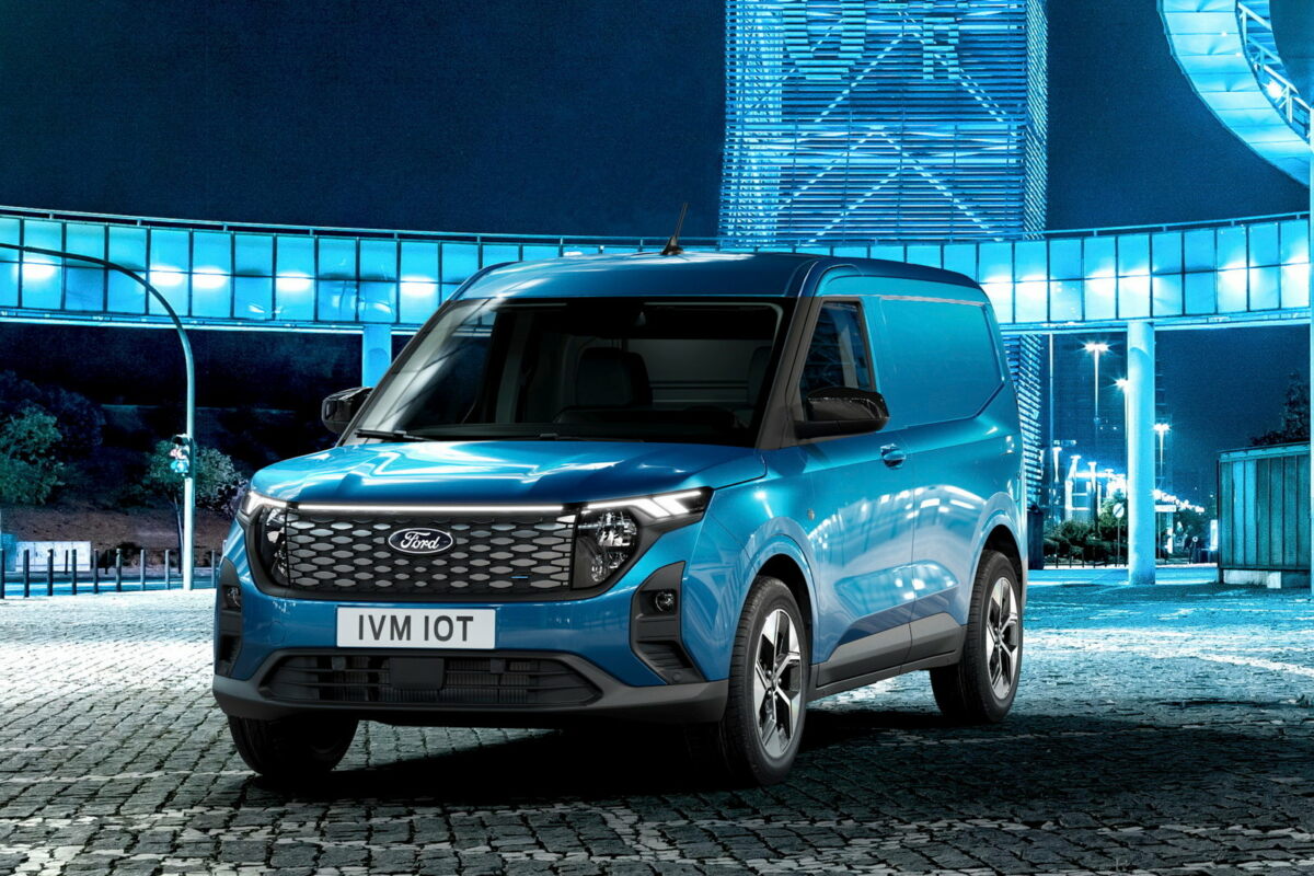 Ford-e-Transit-Courier-2023-4-2-1200×800 regione piemonte veicoli commerciali